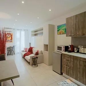 B 350m De La Et Promenade Des Appartement